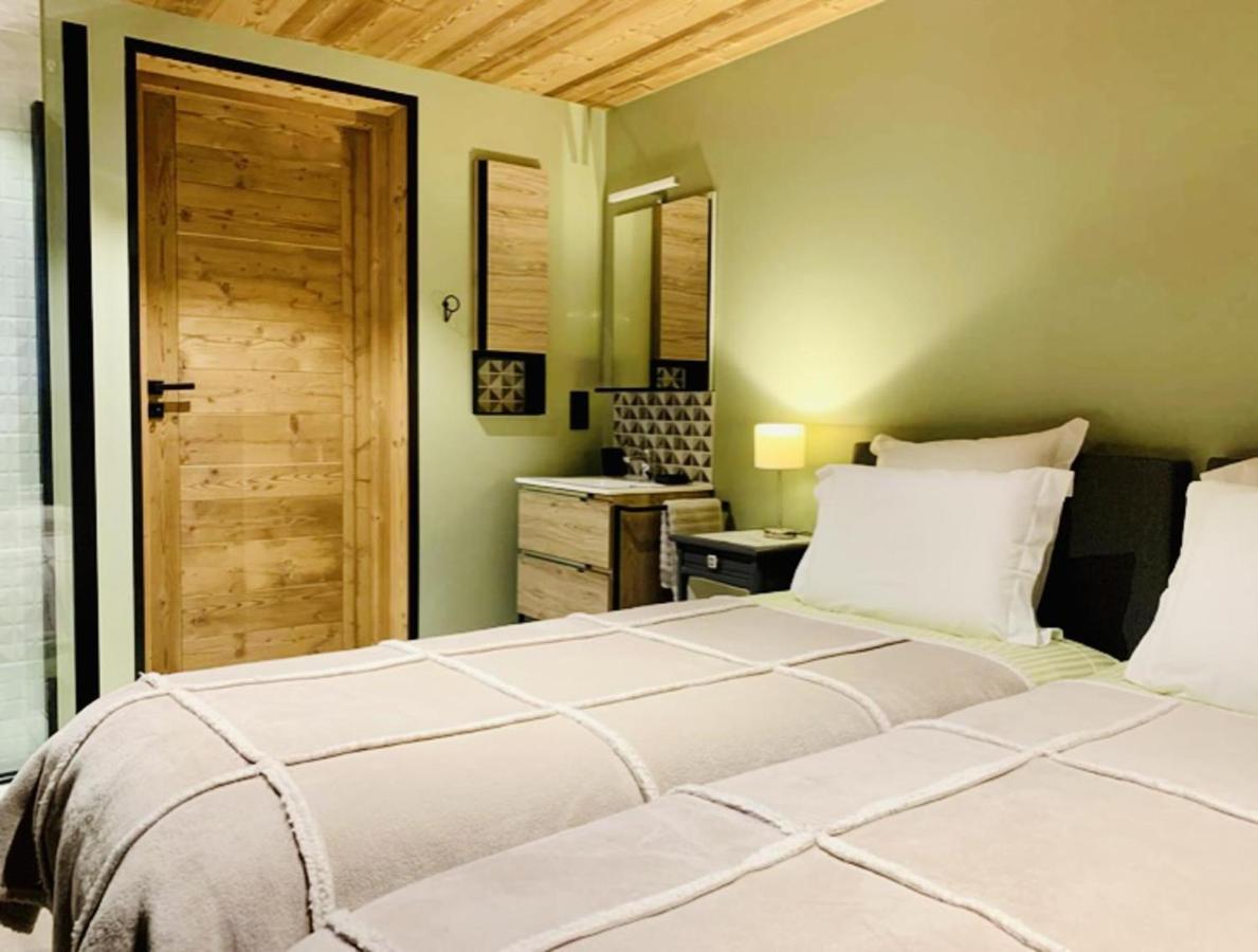 In - In - Sleeps 6 Morzine