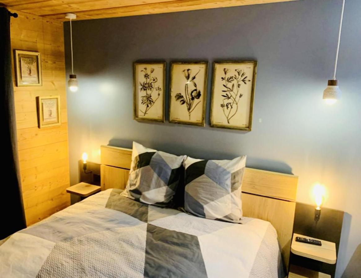 In - In - Sleeps 6 Morzine